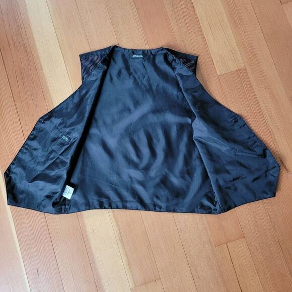 Holiday Editions black & white pinstriped vest office business professional form - Picture 3 of 10